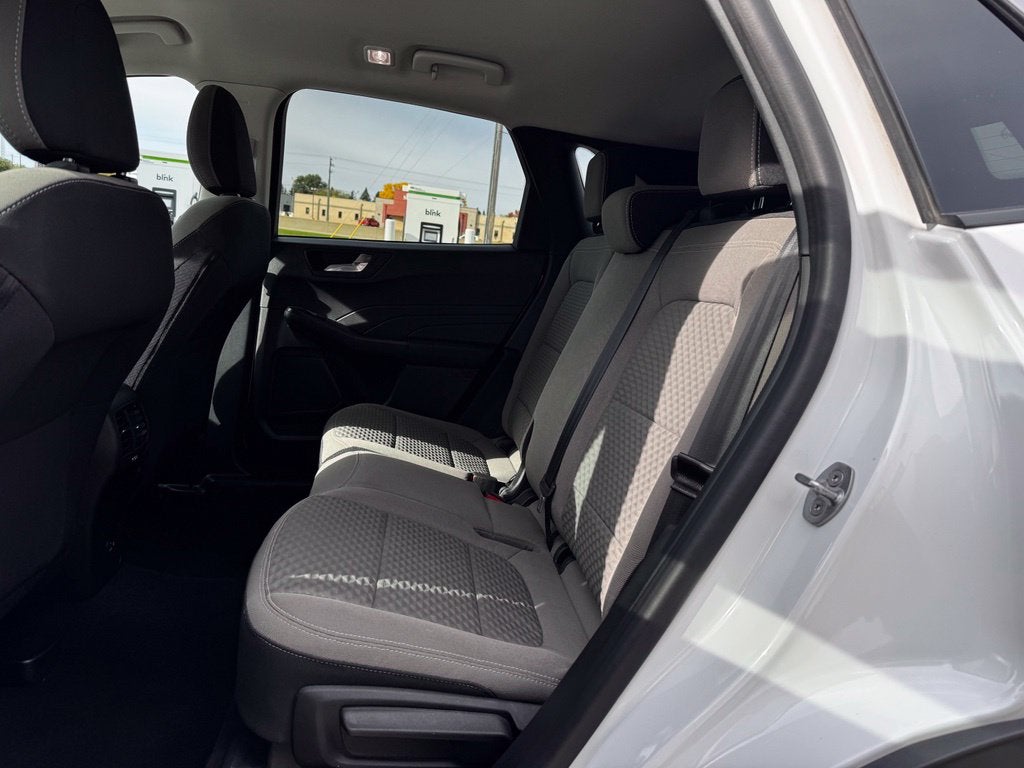 2021 Ford Escape Hybrid SE