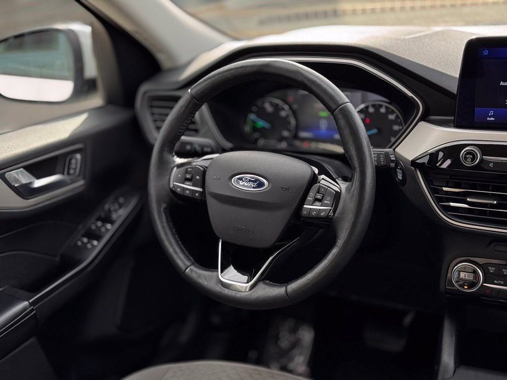 2021 Ford Escape Hybrid SE