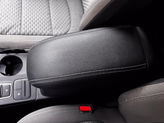2021 Ford Escape Hybrid SE