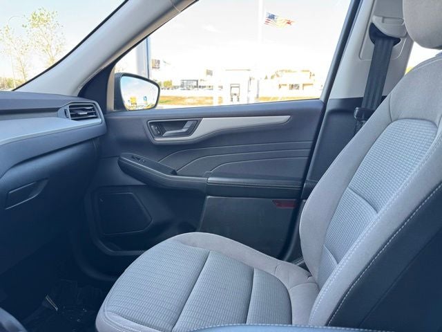 2022 Ford Escape S
