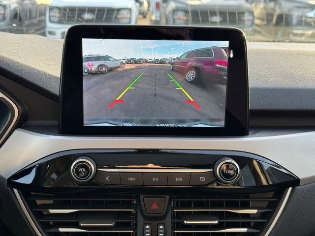 2020 Ford Escape SE w/ Panoramic Moonroof