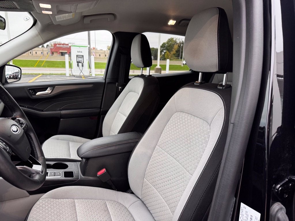 2023 Ford Escape Active w/360 Camera + Heated Steering Wheel