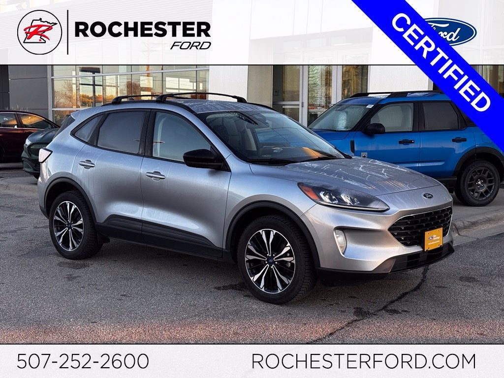 2022 Ford Escape SEL w/Adaptive Cruise + Tow Pkg