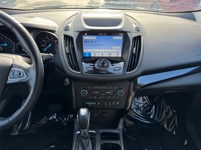 2019 Ford Escape Titanium w/ Heated Steering Wheel + Tow Package