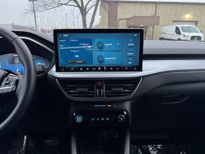 2025 Ford Escape Platinum w/ Adaptive Cruise + Heated Steering Wheel