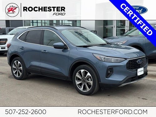 2025 Ford Escape Platinum w/ Heated Steering Wheel + Adaptive Cruise