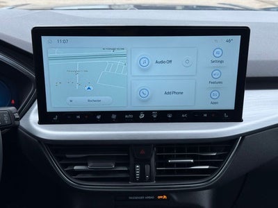 2025 Ford Escape Platinum w/ Heated Steering Wheel + Adaptive Cruise