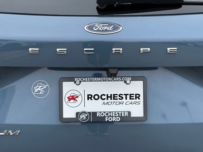 2025 Ford Escape Platinum w/ Heated Steering Wheel + Adaptive Cruise