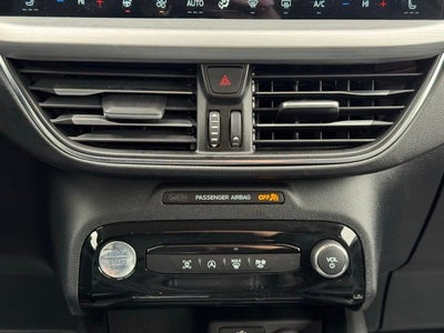 2025 Ford Escape Platinum w/ Heated Steering Wheel + Adaptive Cruise