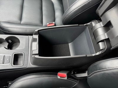 2025 Ford Escape Platinum w/ Heated Steering Wheel + Adaptive Cruise