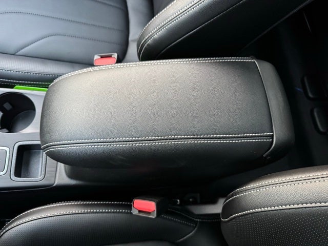 2026 Ford Escape Hybrid Platinum