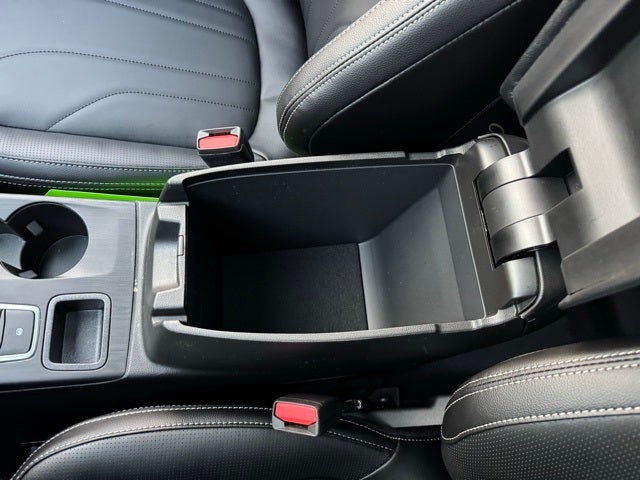 2026 Ford Escape Hybrid Platinum