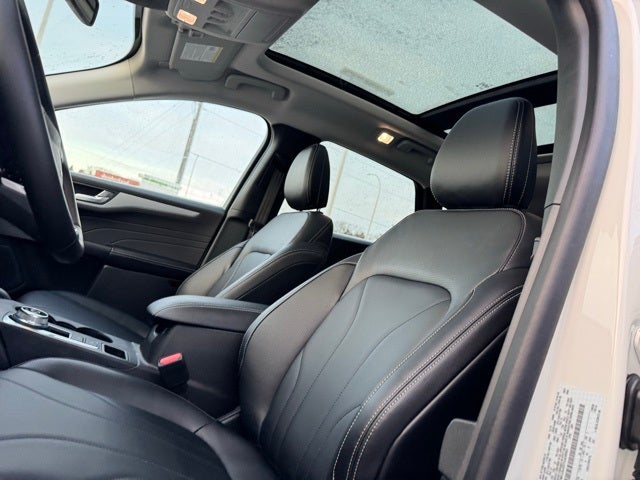 2026 Ford Escape Hybrid Platinum