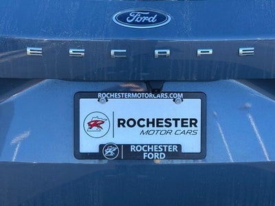 2026 Ford Escape ST-Line w/Heated Steering Wheel + Adaptive Cruise Control