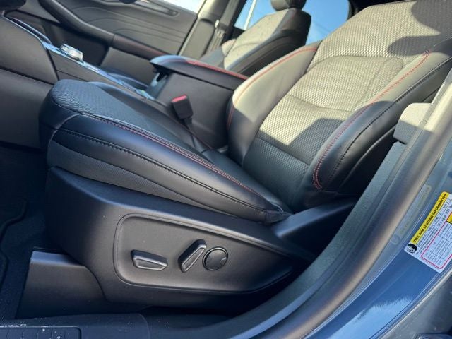 2026 Ford Escape ST-Line w/Heated Steering Wheel + Adaptive Cruise Control