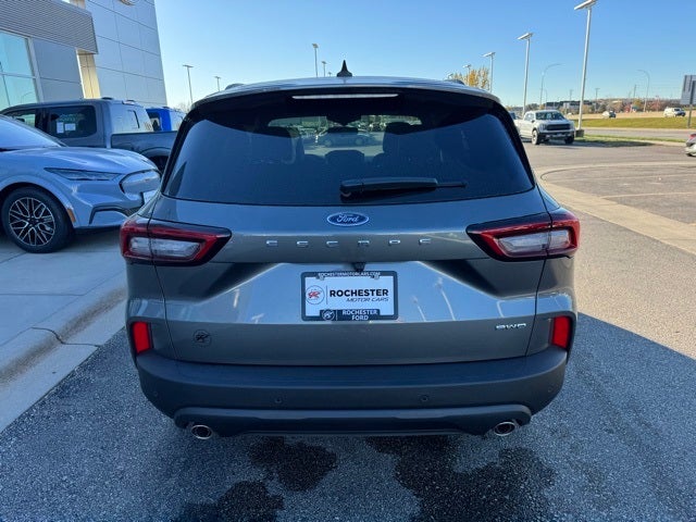2026 Ford Escape ST-Line w/ Sunroof