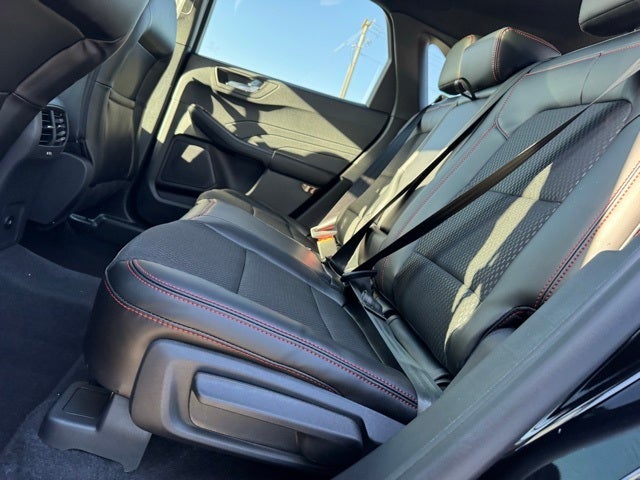 2026 Ford Escape ST-Line w/Panoramic Moonroof + Adaptive Cruise