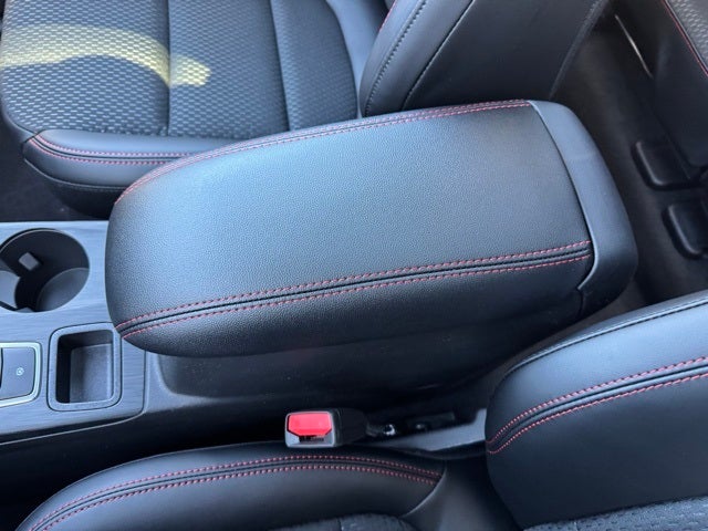 2026 Ford Escape ST-Line w/Panoramic Moonroof + Adaptive Cruise