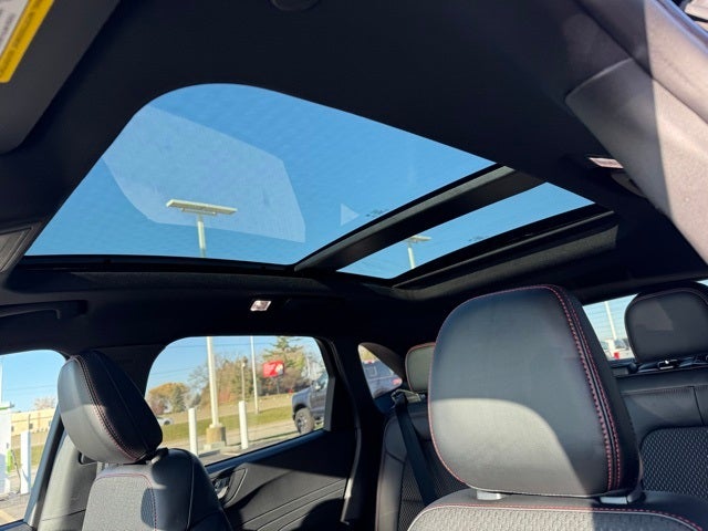 2026 Ford Escape ST-Line w/Panoramic Moonroof + Adaptive Cruise