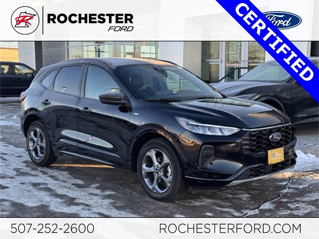 2023 Ford Escape ST-Line w/ Panoramic Moonroof + Adaptive Cruise