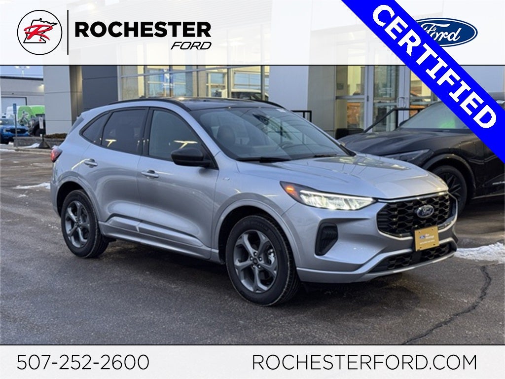 2023 Ford Escape ST-Line w/ Panoramic Moonroof + Adaptive Cruise