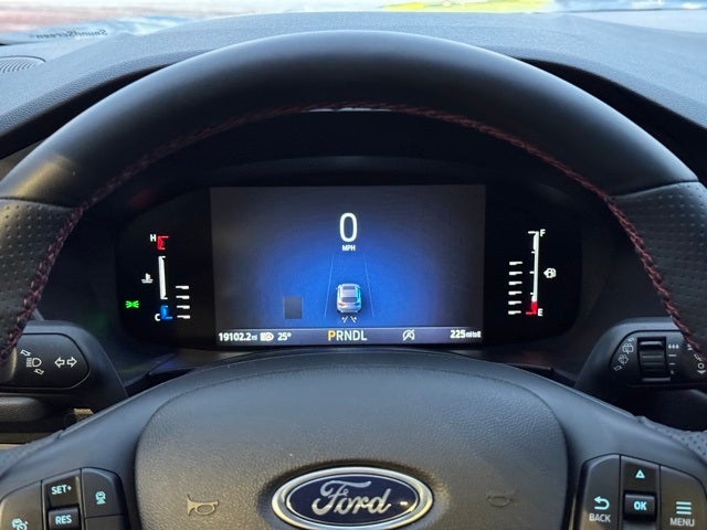 2023 Ford Escape ST-Line w/ Panoramic Moonroof + Adaptive Cruise