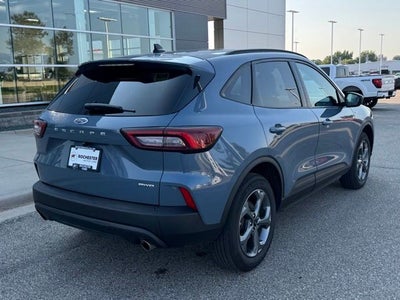 2025 Ford Escape ST-Line Select