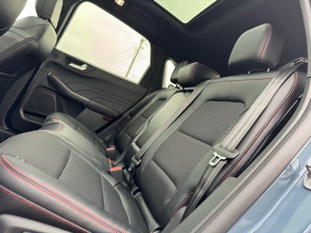 2026 Ford Escape Hybrid ST-Line Select w/ Tech Pkg 2