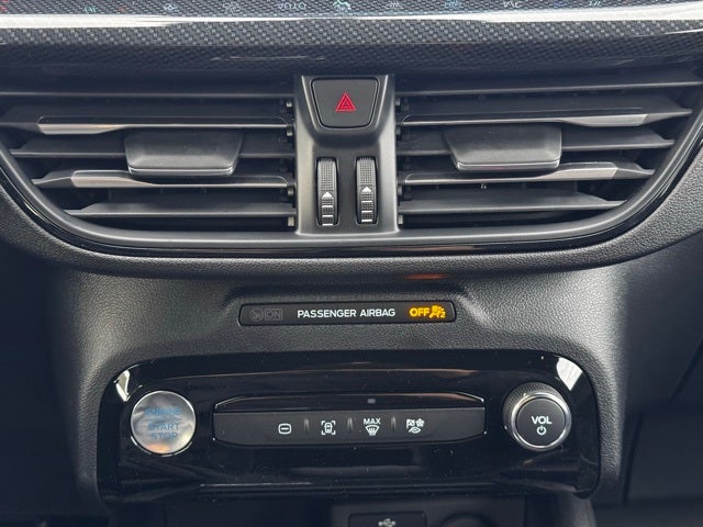 2026 Ford Escape Hybrid ST-Line Select w/Tow Pkg + Adaptive Cruise