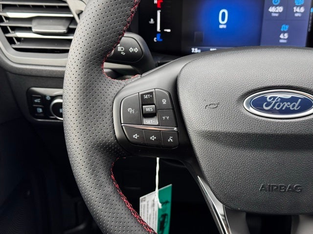 2026 Ford Escape Hybrid ST-Line Select w/Tow Pkg + Adaptive Cruise