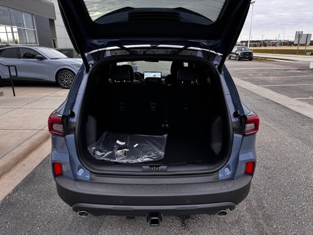 2026 Ford Escape Hybrid ST-Line Select w/Tow Pkg + Adaptive Cruise