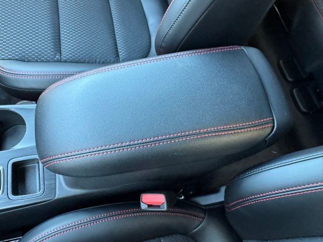 2026 Ford Escape Hybrid ST-Line Select w/Panoramic Moonroof + Adaptive Cruise