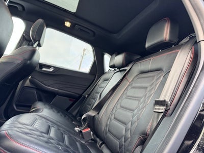 2023 Ford Escape Hybrid ST-Line Elite w/ Panoramic Moonroof + Head-Up Display