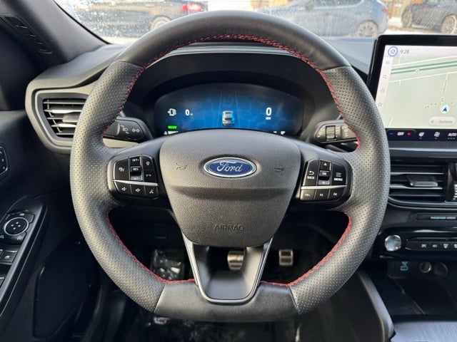 2023 Ford Escape Hybrid ST-Line Elite w/ Panoramic Moonroof + Head-Up Display
