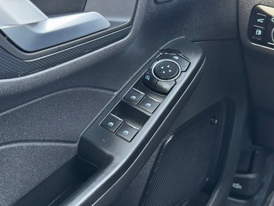 2023 Ford Escape Hybrid ST-Line Elite w/ Panoramic Moonroof + Head-Up Display