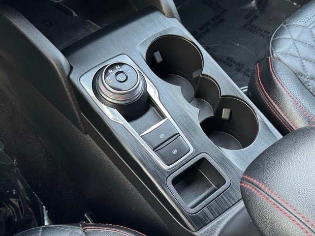 2023 Ford Escape Hybrid ST-Line Elite w/ Panoramic Moonroof + Head-Up Display