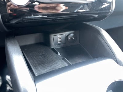 2024 Ford Escape ST-Line Elite Hybrid w/Heated Steering Wheel