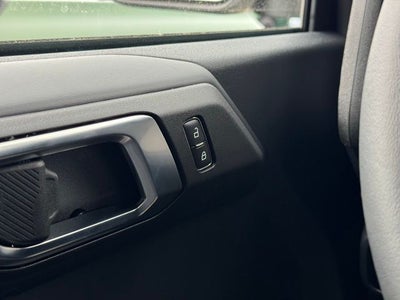 2025 Ford Bronco Outer Banks w/Heated Steering Wheel + 360 Camera