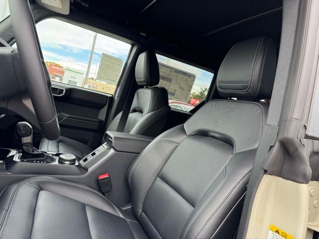 2025 Ford Bronco Outer Banks w/Heated Steering Wheel + 360 Camera