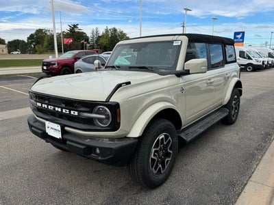 2025 Ford Bronco Outer Banks w/Heated Steering Wheel + 360 Camera