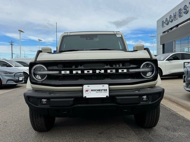 2025 Ford Bronco Outer Banks w/Heated Steering Wheel + 360 Camera