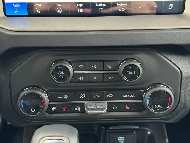 2025 Ford Bronco Outer Banks w/Heated Steering Wheel + 360 Camera