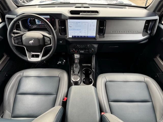 2023 Ford Bronco Outer Banks w/ Heated Steering Wheel + Navigation