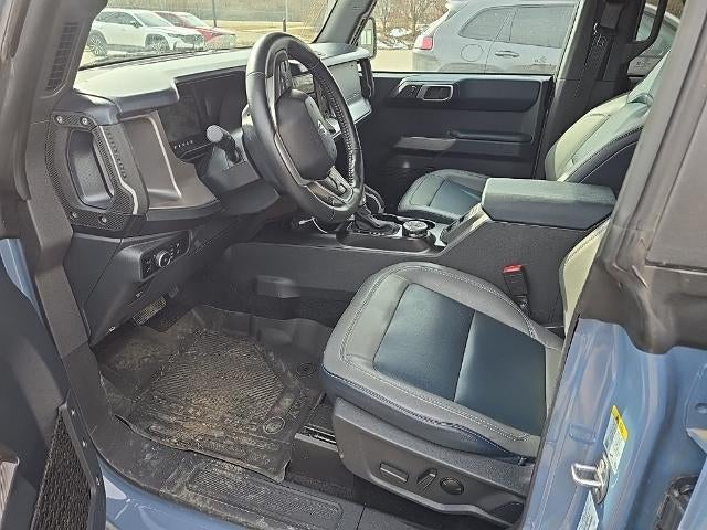 2023 Ford Bronco Outer Banks w/ Heated Steering Wheel + Navigation