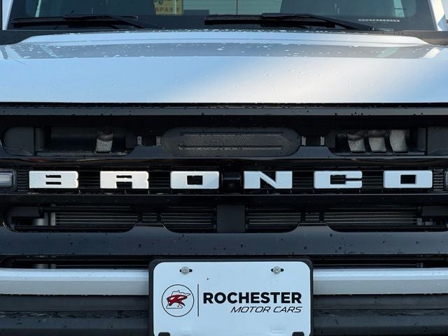 2026 Ford Bronco Outer Banks w/Sinister Bronze Pkg