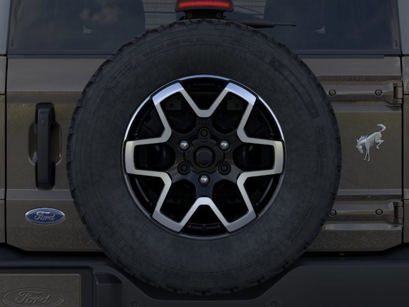 2026 Ford Bronco Outer Banks w/Heated Steering Wheel + Adaptive Cruise