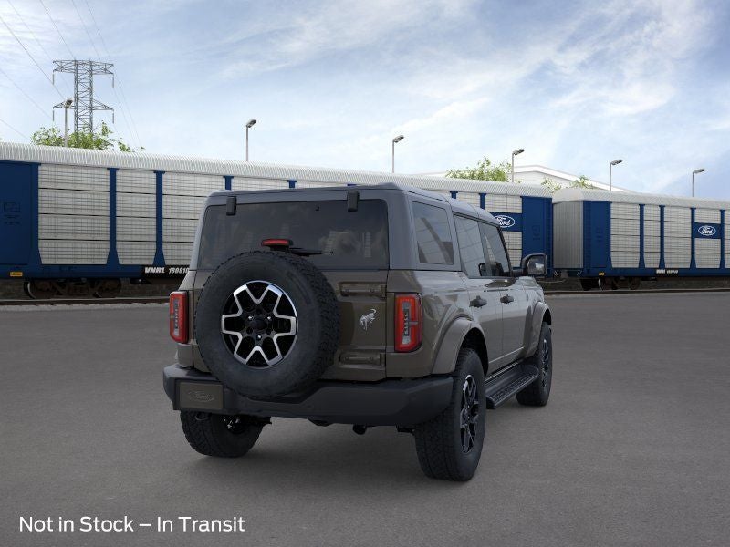 2026 Ford Bronco Outer Banks w/Heated Steering Wheel + Adaptive Cruise