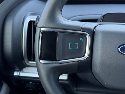 2025 Ford Expedition Max Active w/ Panoramic Moonroof + 8 Passenger Seating (2nd R