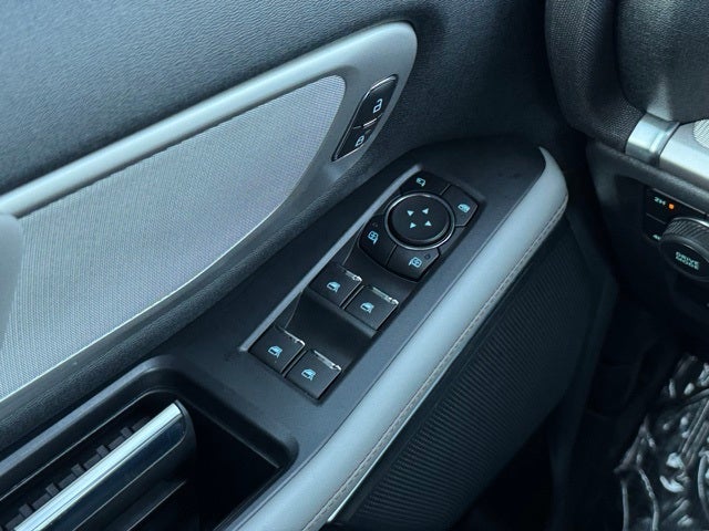 2025 Ford Expedition Max Active w/ Panoramic Moonroof + 8 Passenger Seating (2nd R