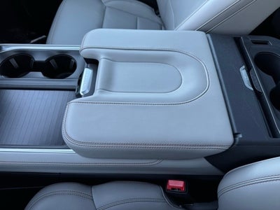 2025 Ford Expedition Max Active w/ Panoramic Moonroof + 8 Passenger Seating (2nd R